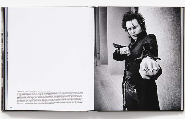 Бумажная книга «Punk, Post Punk, New Wave: Onstage, Backstage, In Your Face, 1978-1991», автор Майкл Грекко - фото №1