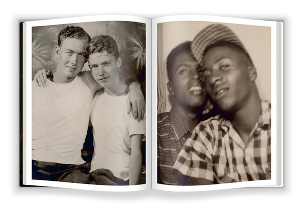 Бумажная книга «Loving II: More photographic history of men in love, 1850s - 1950s», авторов Хью Нини, Нил Тредвелл - фото №1