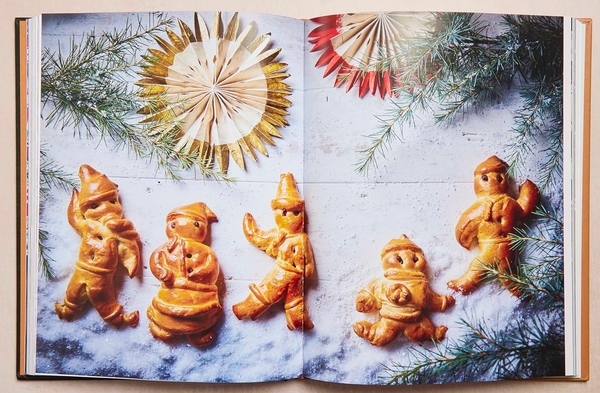 Бумажная книга «The German Christmas Cookbook», автор Юрген Краусс - фото №1