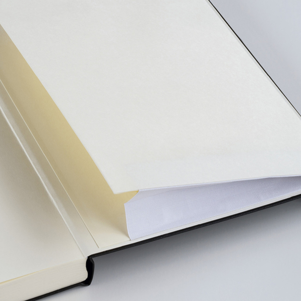  «Записная книжка Leuchtturm1917 средняя точки ледяной синий (357482)», бренда Leuchtturm1917 - фото №1