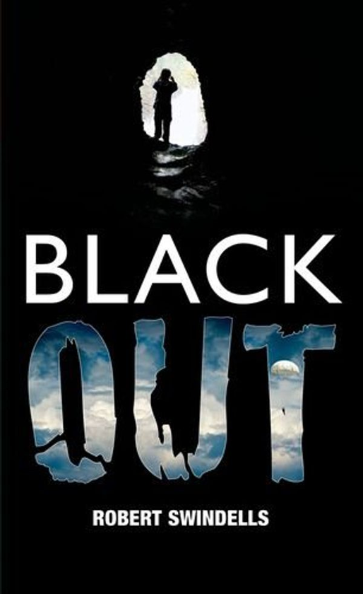 Бумажная книга «Rollercoasters: Blackout», автор Роберт Суинделлс - фото №1