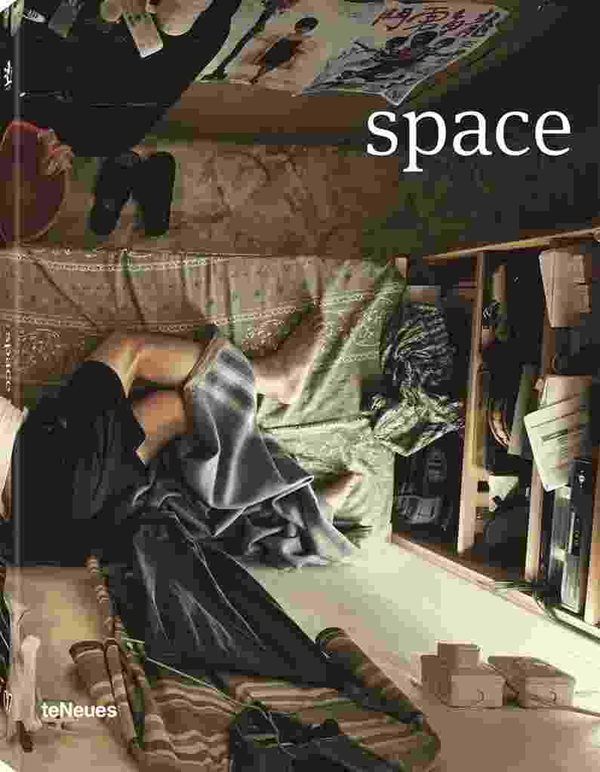 Бумажная книга «Space» - фото №1