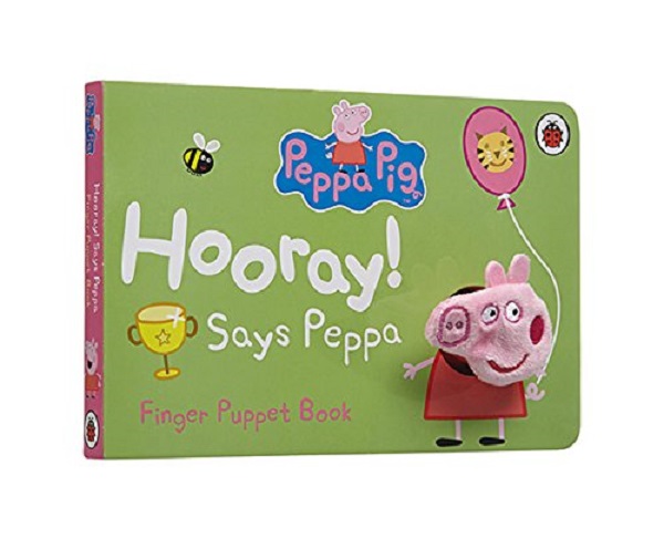 Бумажная книга «Peppa Pig: Hooray! Says Peppa Finger Puppet Book» - фото №1