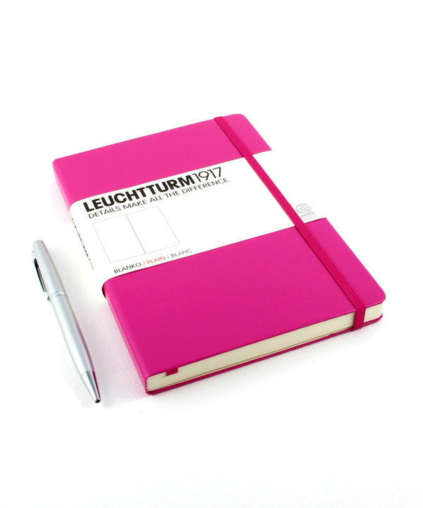  «Записная книжка Leuchtturm1917 Medium линейка розовая (339573)», бренда Leuchtturm1917 - фото №1