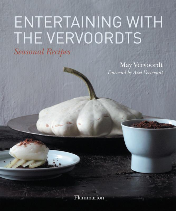 Бумажная книга «At Home with May and Axel Vervoordt: Recipes for Every Season», автор Аксель Вервурд - фото №1