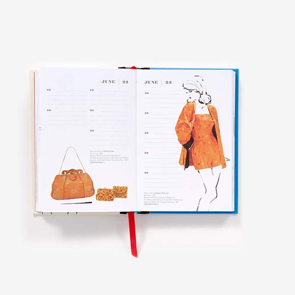 Бумажная книга «Daily Dress (Guided Journal). A Line-A-Day 5 Year Diary» - фото №1