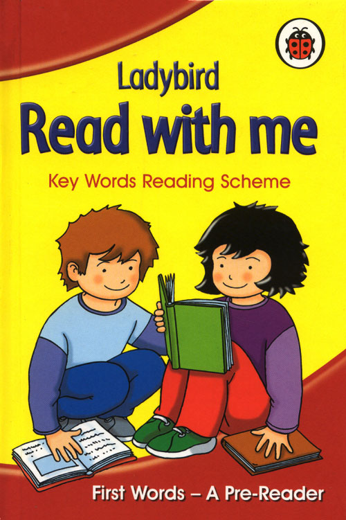 Бумажная книга «Read With Me First Words» - фото №1