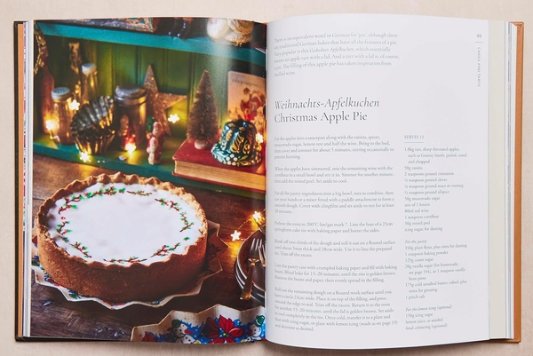 Бумажная книга «The German Christmas Cookbook», автор Юрген Краусс - фото №1