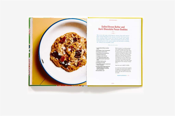 Бумажная книга «The Austin Cookbook: Recipes and Stories from Deep in the Heart of Texas», автор Пола Форбс - фото №1