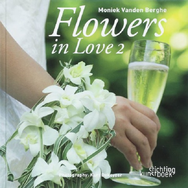Бумажная книга «Flowers in Love II», автор Моник Ванден Берге - фото №1