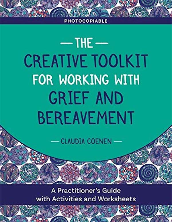 Бумажная книга «The Creative Toolkit for Working with Grief and Bereavement», автор Клаудиа Коенен - фото №1
