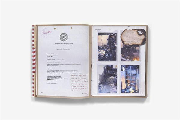 Бумажная книга «The X-Files: The Official Archives: Cryptids, Biological Anomalies, and Parapsychic Phenomena», автор Пол Терри - фото №1