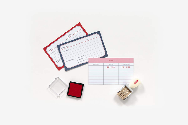 Бумажная книга «My Memory Library (Kit). Record Your Life on Date-Stamped Cards» - фото №1