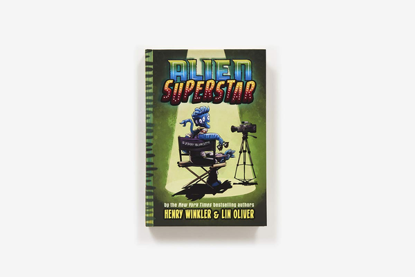 Бумажная книга «Alien Superstar (Book #1)», авторов Генри Уинклер, Лин Оливер - фото №1