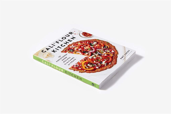 Бумажная книга «Cali'flour Kitchen. 125 Cauliflower-Based Recipes for the Carbs You Crave», автор Эми Лейси - фото №1