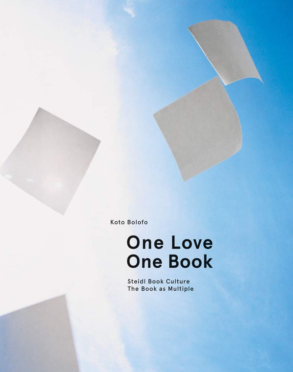 Паперова книга «Koto Bolofo. One Love, One Book», автор Кото Болофо - фото №1