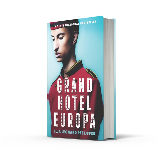 Паперова книга «Grand Hotel Europa», автор Ілля Леонард Пфайффер - фото №1