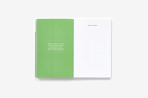 Бумажная книга «Writing Memoir (Lit Starts), A Book of Writing Prompts» - фото №1