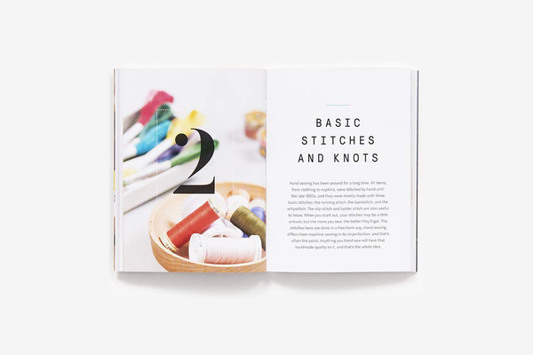 Бумажная книга «Sew a Bag. A Beginner’s Guide to Hand Sewing», автор Эми Кэрол - фото №1