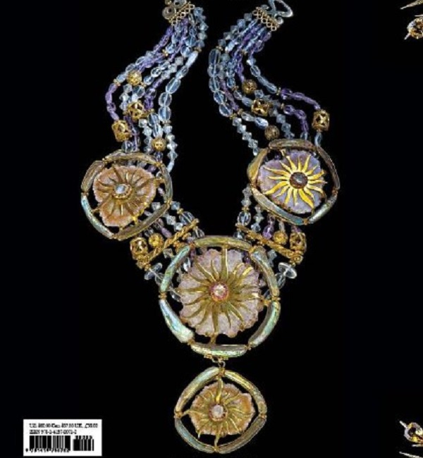 Бумажная книга «Tony Duquette. Hutton Wilkinson. Jewelry», автор Хаттон Уилкинсон - фото №1
