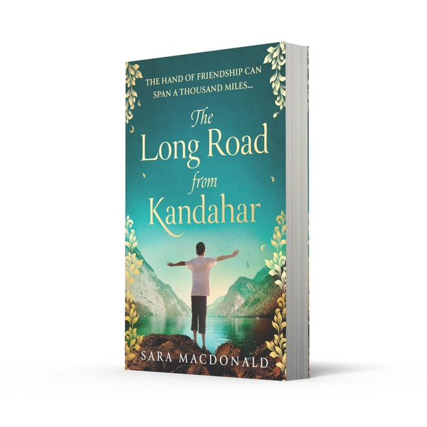 Бумажная книга «The Long Road from Kandahar», автор Сара Макдональд - фото №1