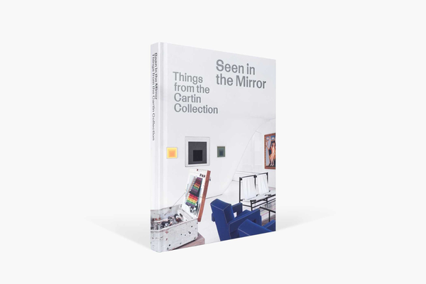 Бумажная книга «Seen in the Mirror. Things from the Cartin Collection», авторов Стивен Холмс, Люк Сайсон - фото №1