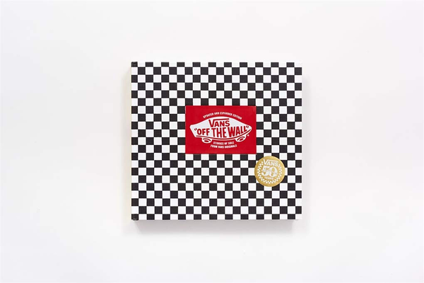 Паперова книга «Vans. Off the Wall (50th Anniversary Edition)», автор Дуг Палладіні - фото №1