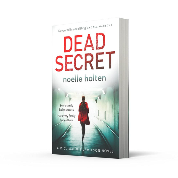 Бумажная книга «Dead Secret», автор Ноэль Холтен - фото №1