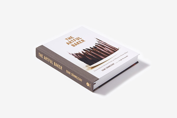Бумажная книга «Artful Baker. Extraordinary Desserts From an Obsessive Home Baker», автор Дженк Сонмезой - фото №1