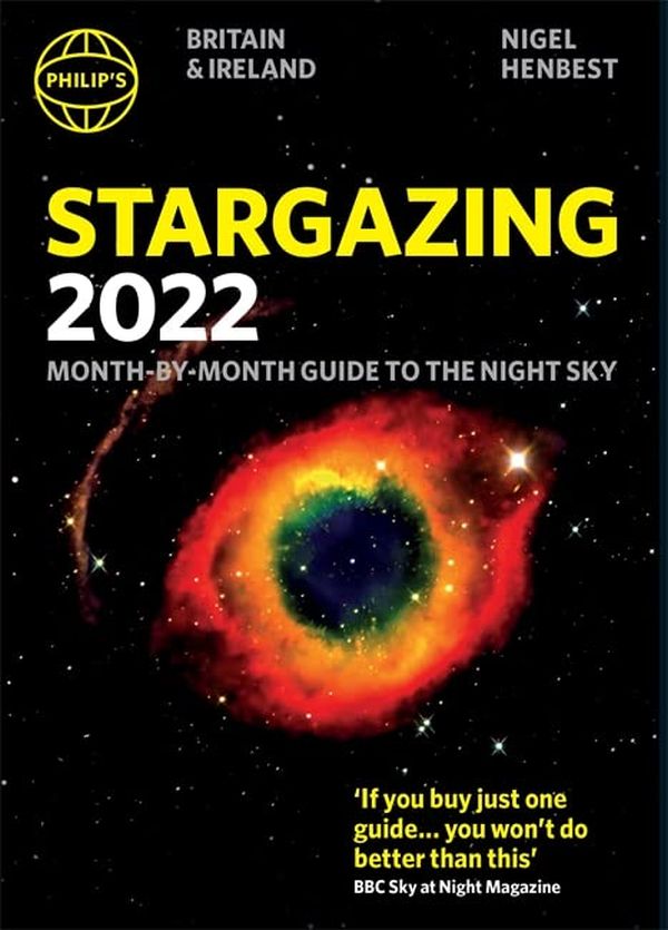 Бумажная книга «Philip's 2022 Stargazing Month-by-Month Guide to the Night Sky in Britain & Ireland », автор Найджел Хенбест - фото №1