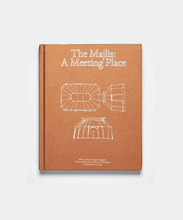 Бумажная книга «The Majlis. A Meeting Place» - фото №1