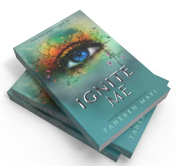 Паперова книга «Ignite Me», автор Таґере Мафі - фото №1
