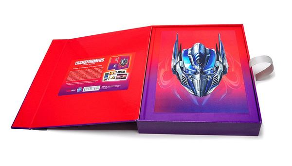 [object Object] «Transformers. A Visual History. Limited Edition», автор Джим Соренсон - фото №3 - миниатюра