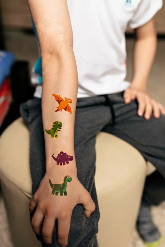«Тимчасове тату Tattooshka Фіолетові динозаврики (WS-067)», бренда Tattooshka - фото №1