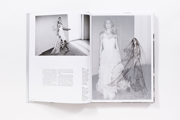 Бумажная книга «Couture Wedding Gowns», автор Мари Бариллер - фото №1