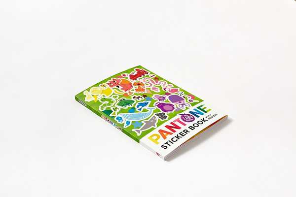 [object Object] «Pantone: Sticker Book with Posters» - фото №4 - миниатюра