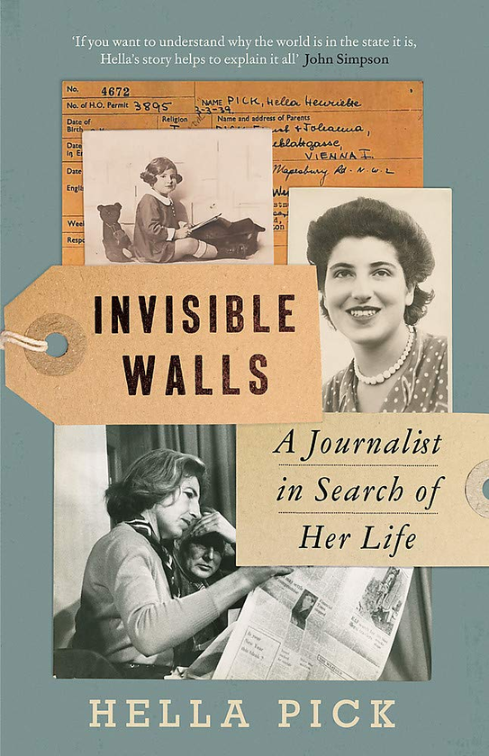 Паперова книга «Invisible Walls», автор Хелла Пік - фото №1