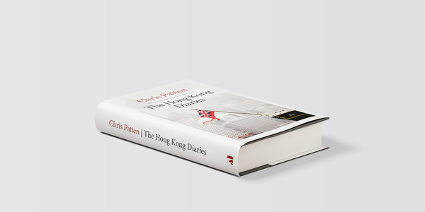 Бумажная книга «The Hong Kong Diaries», автор Крис Паттен - фото №1