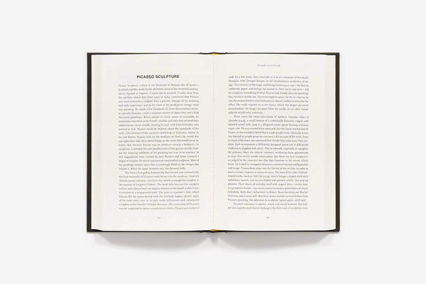Бумажная книга «Hot, Cold, Heavy, Light, 100 Art Writings 1988-2018», автор Питер Шелдаль - фото №1