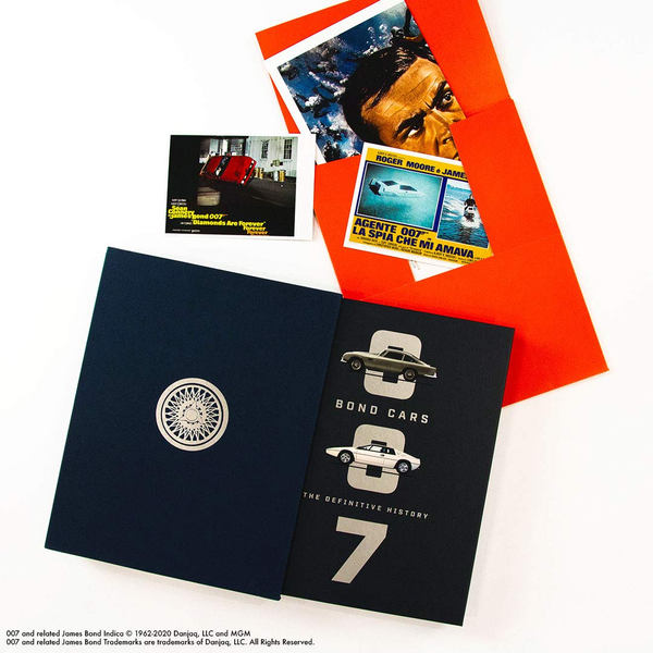 Бумажная книга «Bond Cars. The Definitive History», автор Джейсон Барлоу - фото №1