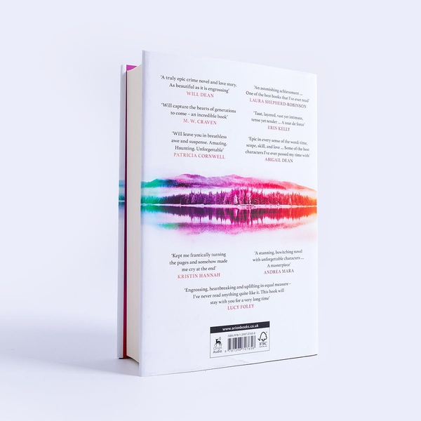 Paper book «All the Colours of the Dark», author Chris Whitaker - фото №1