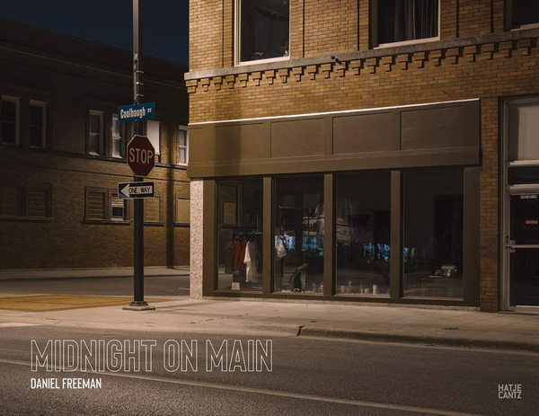 Бумажная книга «Daniel Freeman. Midnight on Main», автор Дэниел Фримен - фото №1