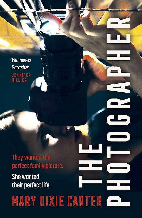 Бумажная книга «The Photographer», автор Мэри Дикси Картер - фото №1