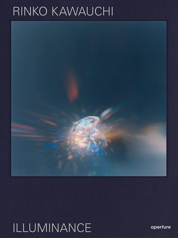 Бумажная книга «Rinko Kawauchi. Illuminance. The Tenth Anniversary Edition» - фото №1