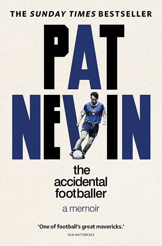 Бумажная книга «The Accidental Footballer», автор Пэт Невин - фото №1