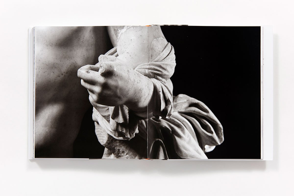Бумажная книга «Classic Greek Masterpieces of Sculpture» - фото №1