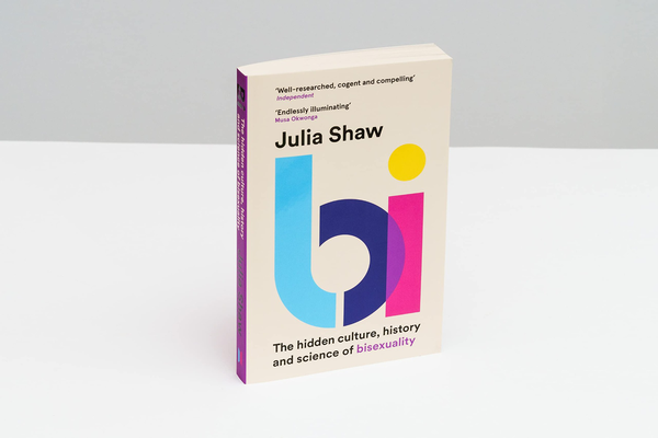 Бумажная книга «Bi. The Hidden Culture, History, and Science of Bisexuality», автор Юлия Шоу - фото №1