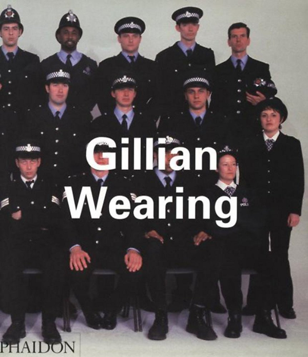 Бумажная книга «Gillian Wearing», автор Рассел Фергюсон - фото №1