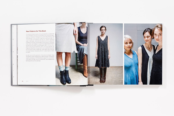 Бумажная книга «Alabama Studio Sewing Patterns. A Guide to Customizing a Hand-Stitched Alabama Chanin Wardrobe», автор Натали Чейнин - фото №1