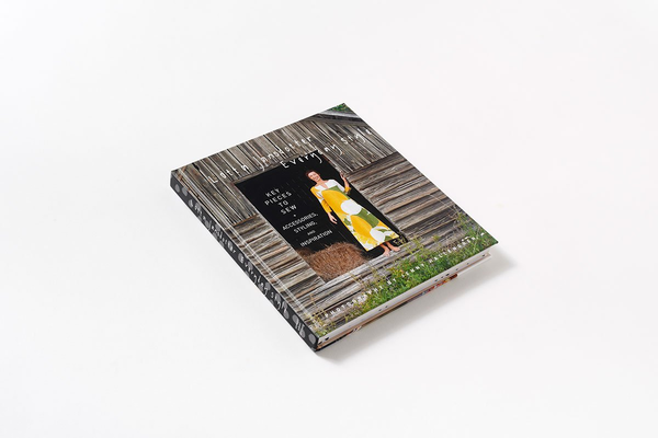 Бумажная книга «Lotta Jansdotter Everyday Style. Key Pieces to Sew + Accessories, Styling, and Inspiration», автор Лотта Йенсдоттер - фото №1